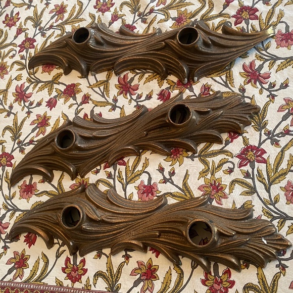 French Provincial Brass Feathered Base - Picture 1 of 11